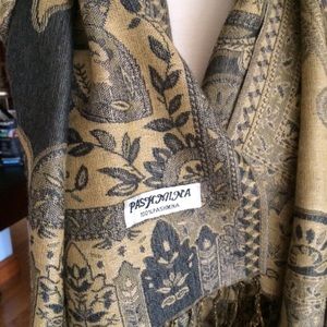 Pashmina - Like New -28” x 79 plus fringe